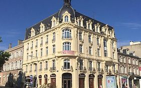 Le Carlton